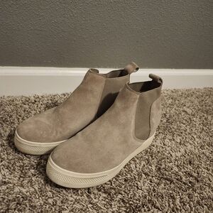 Dolce Vita Tan Suede Slip-On Shoes 7.5